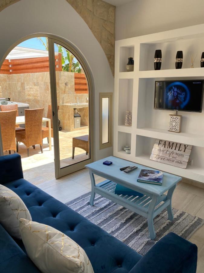 Villa Caerus Paphos Eksteriør bilde
